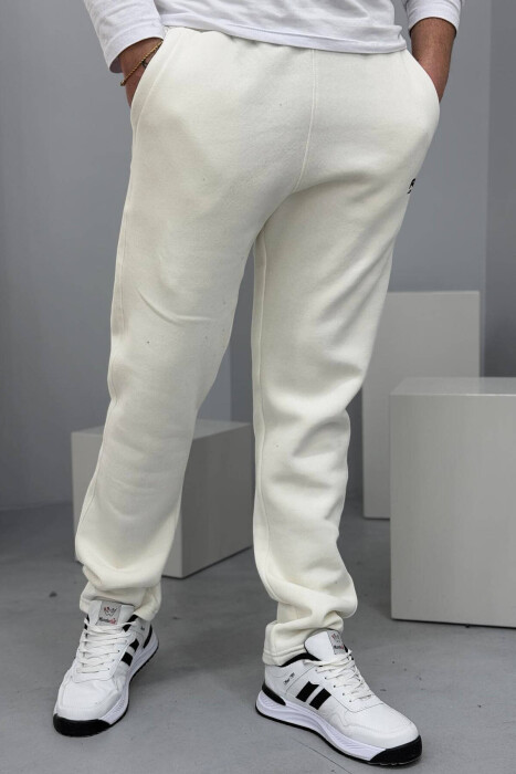 SIMPLE FLUFFY MEN SWEATPANTS IN CREAM COLOR 