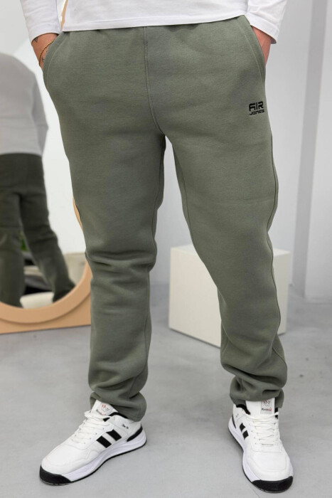 SIMPLE FLUFFY MEN SWEATPANTS IN GREEN COLOR 