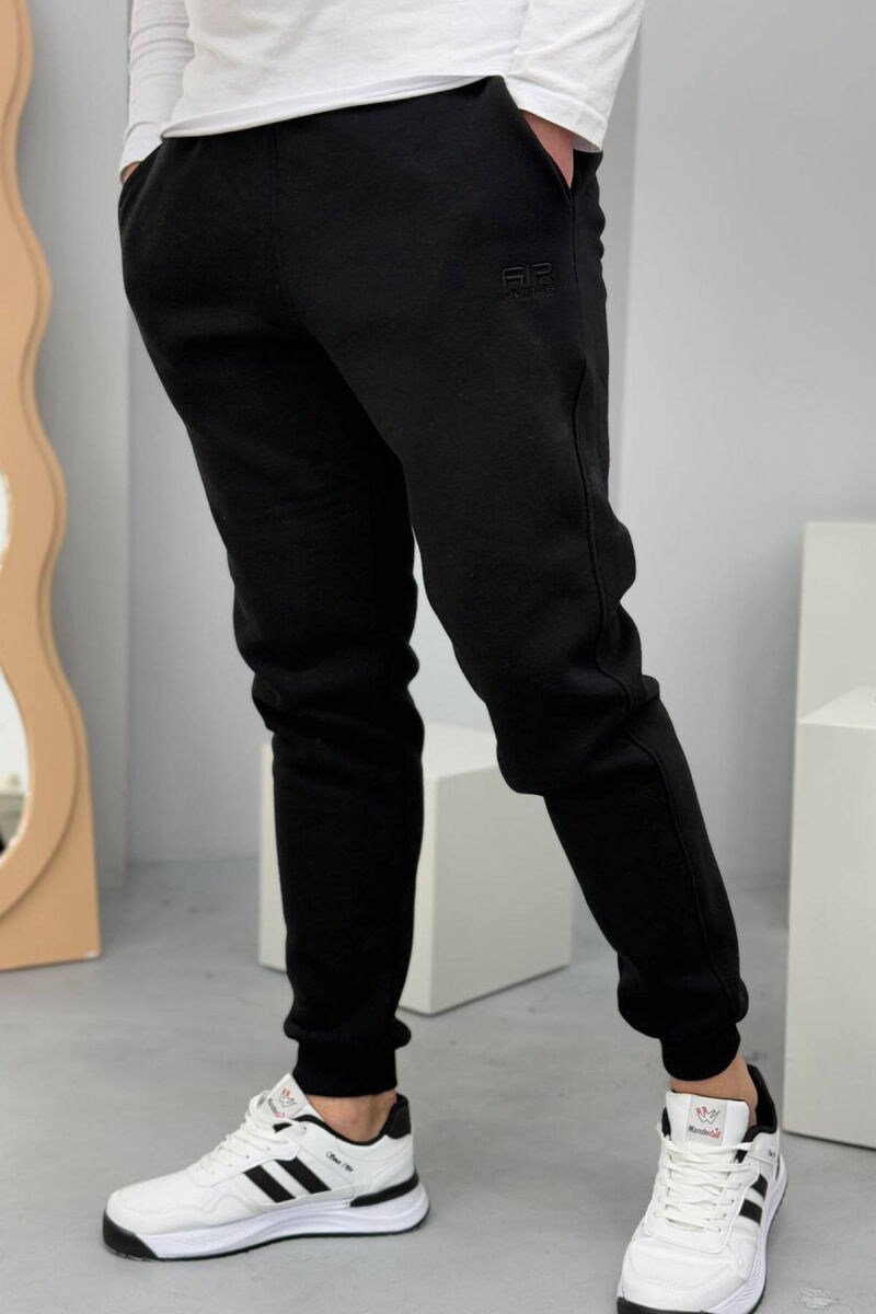 SIMPLE FLUFFY MEN SWEATPANTS IN BLACK COLOR - 1