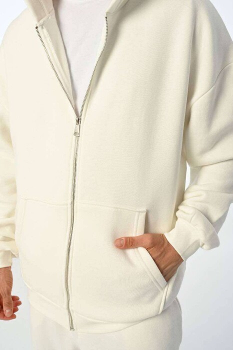 SIMPLE HOODED MEN FLUFFY SET WHITE-E BARDHE - 2