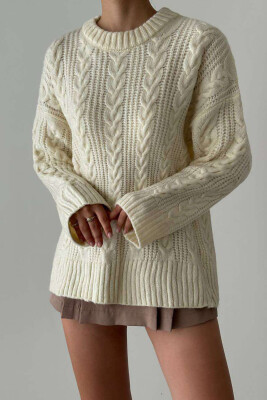 SIMPLE KNITTED WOMEN SWEATER CREAM/KREM 