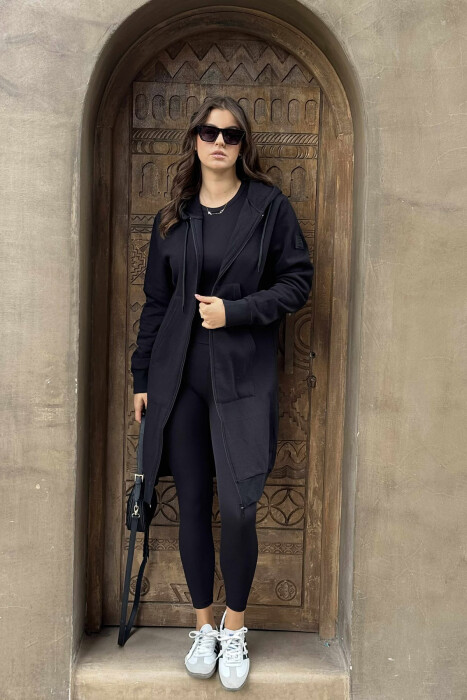 XHAKETË E GJATË NJË NGJYRËSHE ME KAPUÇ PËR FEMRA NË NGJYRË TË ZEZË - KLAUDIO FASHION