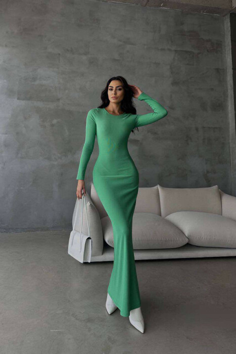 FUSTAN I THJESHTË NJË NGJYRËSH PËR FEMRA NË NGJYRËN JESHILE - KLAUDIO FASHION