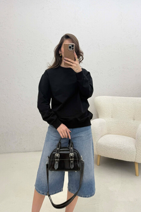 BLUZE NJE NGJYRESHE E THJESHTE PER FEMRA NE NGJYRE TE ZEZE - KLAUDIO FASHION