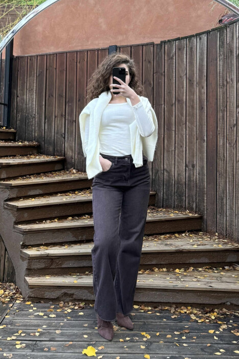 XHINSE TE THJESHTA NJE NGJYRESHE PER FEMRA NE NGJYRE KAFE - KLAUDIO FASHION