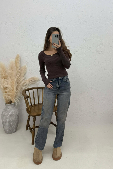 SIMPLE ONE COLOR WOMEN SWEATSHIRT DARK BROWN/KAE 