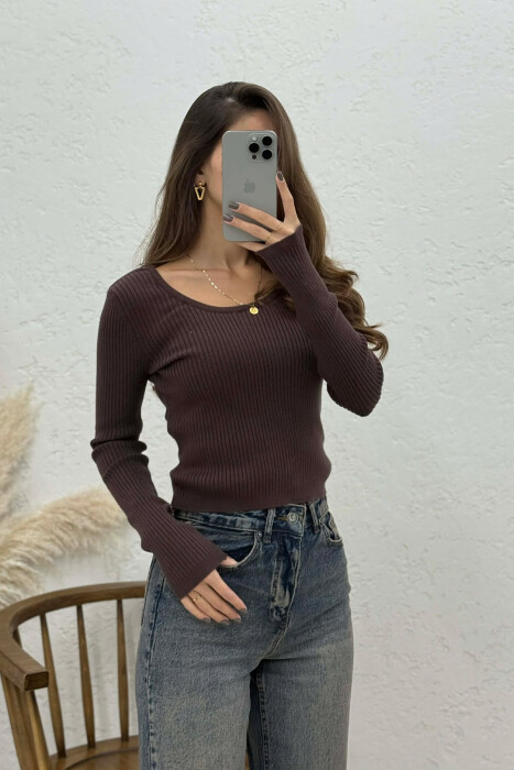 SIMPLE ONE COLOR WOMEN SWEATSHIRT DARK BROWN/KAE - 2