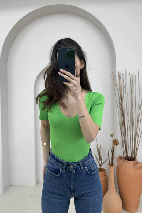 SIMPLE ONE COLOR WOMEN T-SHIRT LIGHT GREEN/JEZB - 2
