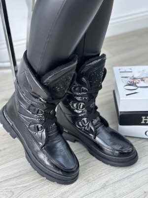 SIMPLE PLATFORM ZIPPER WOMAN CREW BOOTS GLOSSY BLACK-ZEZE SHKELQIM 