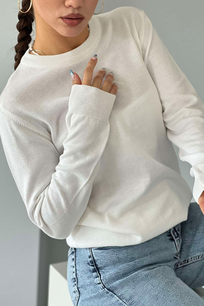 SIMPLE ROUND NECK WOMEN SWEATER WHITE-E BARDHE - 2