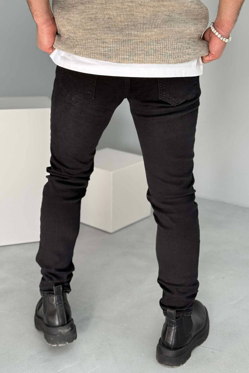 SIMPLE SLIM FIT ONE COLOR MEN JEANS IN BLACK COLOR - 3