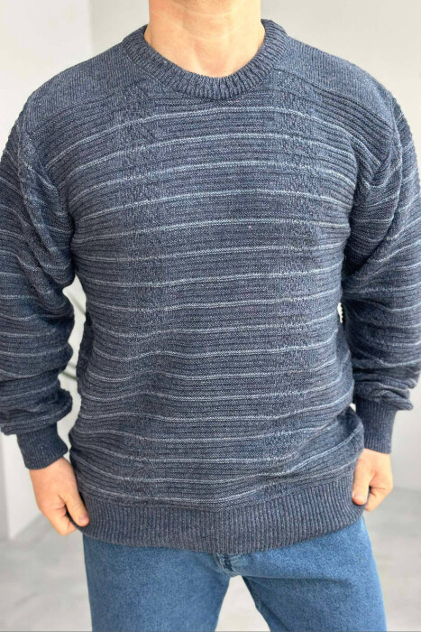 SIMPLE STRIPED MEN SWEATER IN BLUE COLOR 