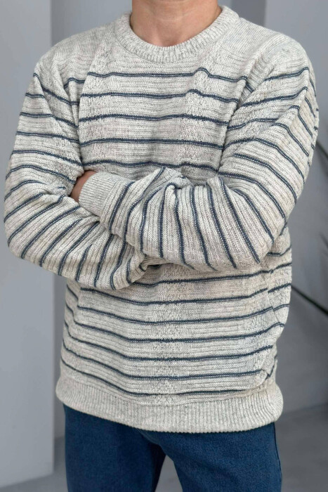 SIMPLE STRIPED MEN SWEATER IN LIGHT GREY COLOR - 3