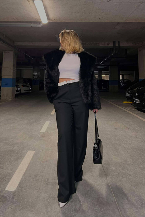 SIMPLE WOMAN TROUSERS IN BLACK COLOR 