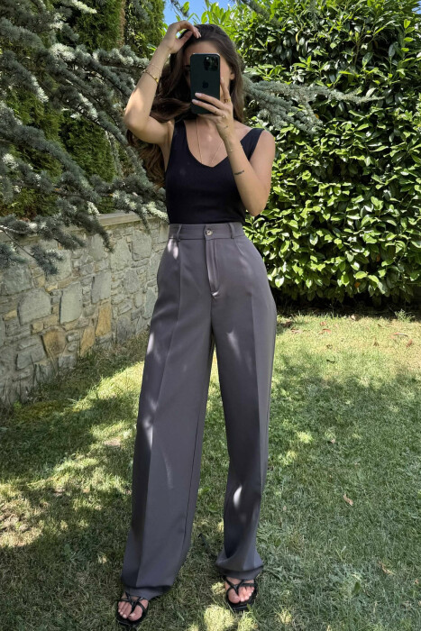 SIMPLE WOMEN TROUSERS IN DARK GREY COLOR 