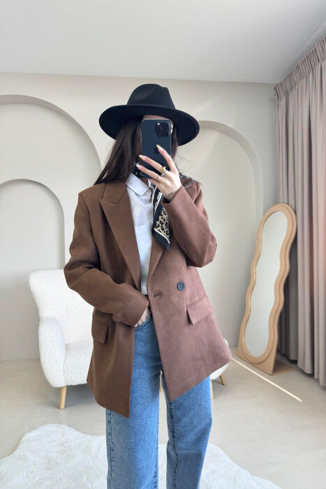 SIMPLE WOMEN JACKET IN BROWN COLOR - 2