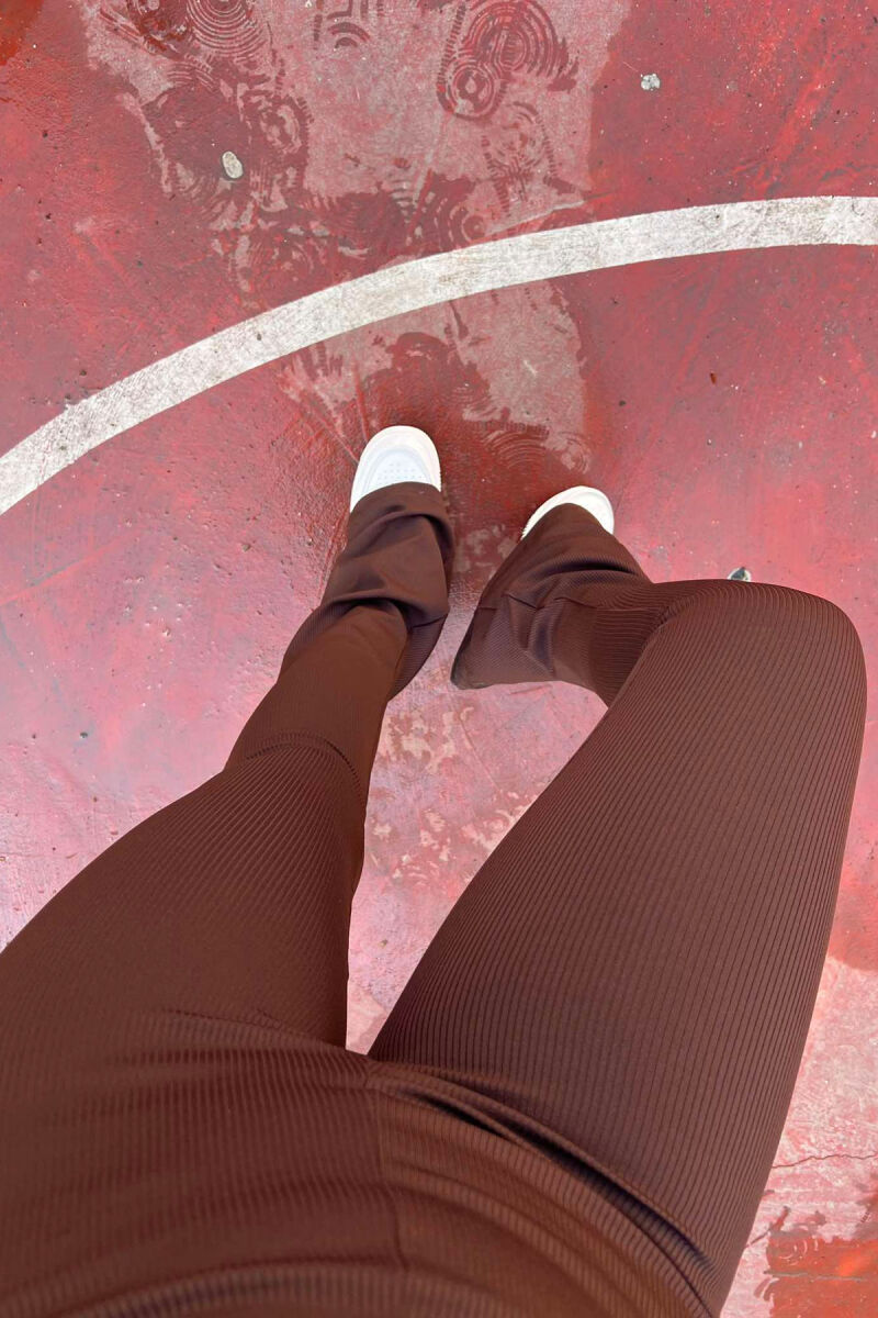 SIMPLE WOMAN LEGGINGS IN BROWN COLOR - 5