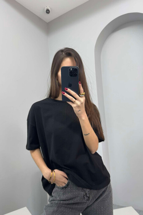 SIMPLE WOMEN T-SHIRT IN BLACK COLOR - 2