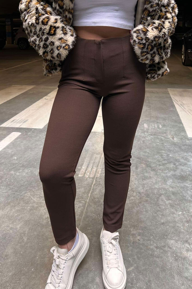 SIMPLE WOMEN TROUSERS IN BROWN COLOR - 13