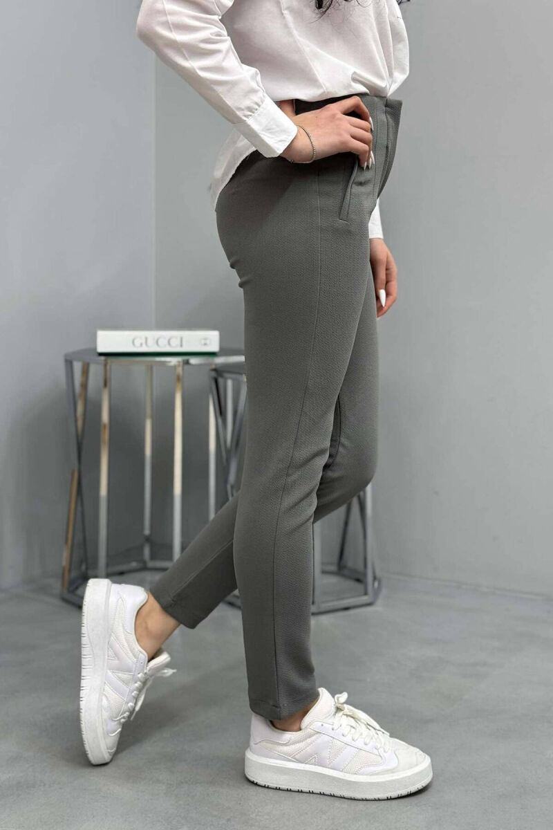 SIMPLE WOMEN TROUSERS IN GREY COLOR - 2