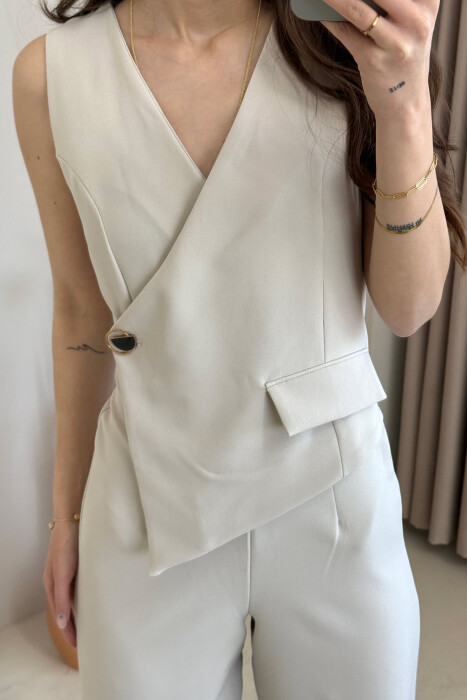SLEVEELESS ONE COLOR WOMEN JUMPSUIT BEIGE/BEZHE - 4