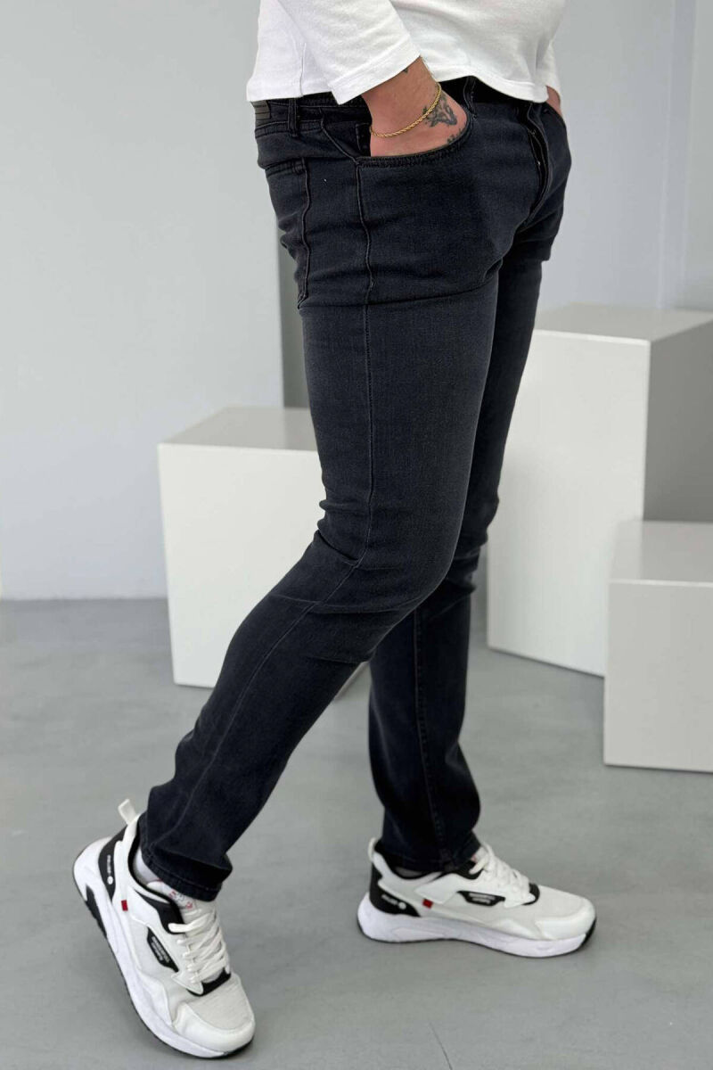 SLIM FIT SIMPLE MEN JEANS IN DARK GREY COLOR - 3