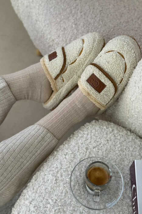 SMALL LOGO TEDDY WOMEN SLIPPERS CREAM/KREM - 1