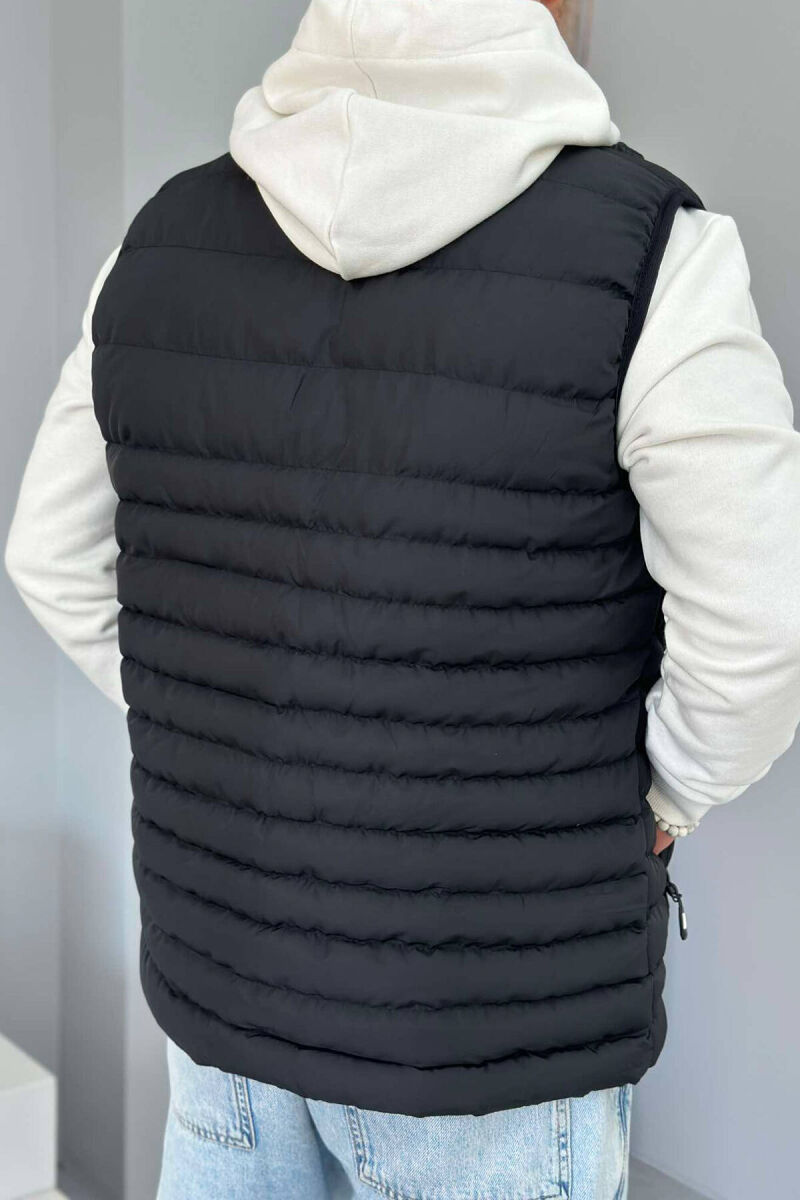 SMALL STAMP POCKET MEN VEST IN BLACK COLOR - 3