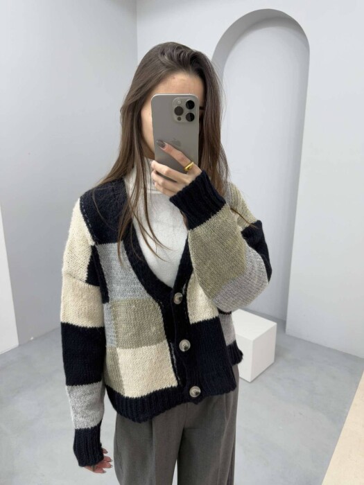 SQUARE DESIGN KNITTED WOMEN CARDIGAN MULTIPLE/SHNGJ - KLAUDIO FASHION