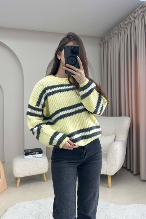 STRIPE CROPPED ROUND NECK WOMAN SWEATER YELLOW/E VERDHE - KLAUDIO FASHION