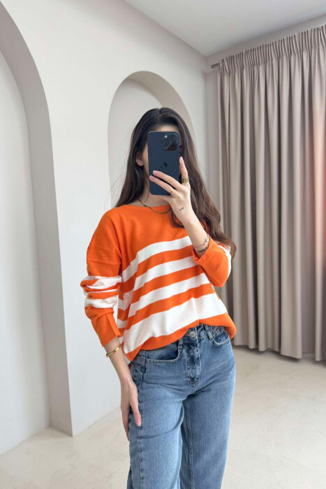STRIPE DESIGN ROUND NECK WOMEN SWEATER ORANGE/PORTOKALLI 