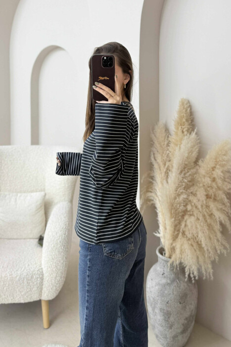 STRIPE DESIGN ROUND NECK WOMEN SWEATSHIRT DARK BLUE/BEE - 3