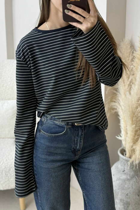 STRIPE DESIGN ROUND NECK WOMEN SWEATSHIRT DARK BLUE/BEE - 4
