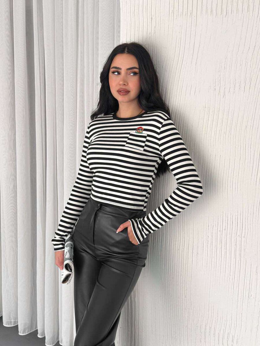 STRIPE SMALL POCKET DETAIL WOMEN SWEATSHIRT IN BLACK-WHITE COLOR - 3