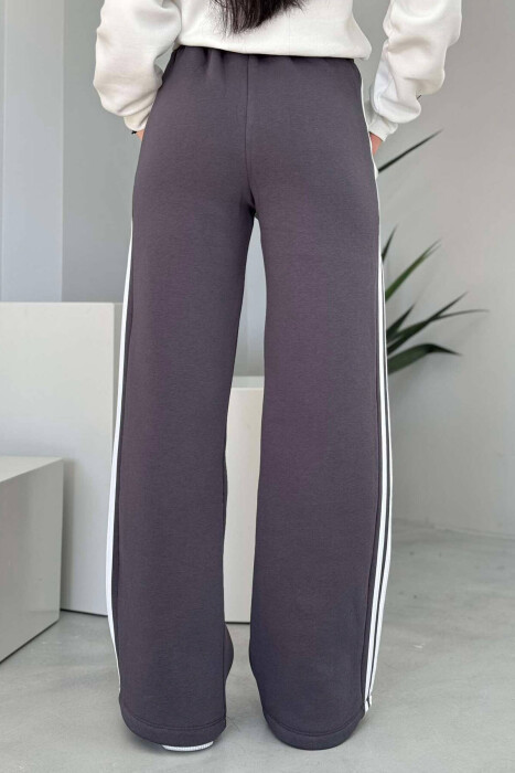 STRIPED FLUFFY WOMEN SWEATPANTS GREY/GRI - 6