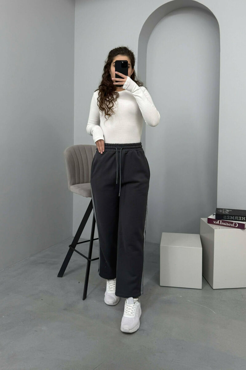 STRIPED ONE COLOR FLUFFY WOMEN SWEATPANTS DARK GREY/GEE - 1