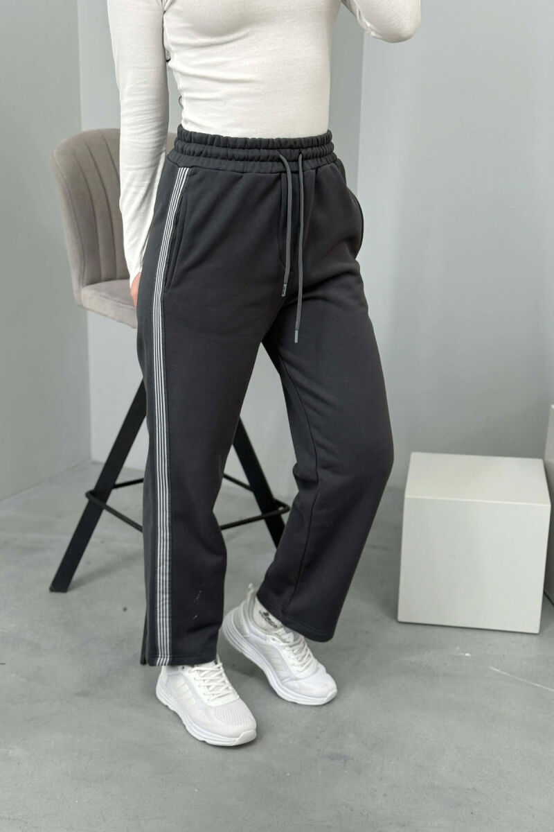 STRIPED ONE COLOR FLUFFY WOMEN SWEATPANTS DARK GREY/GEE - 3