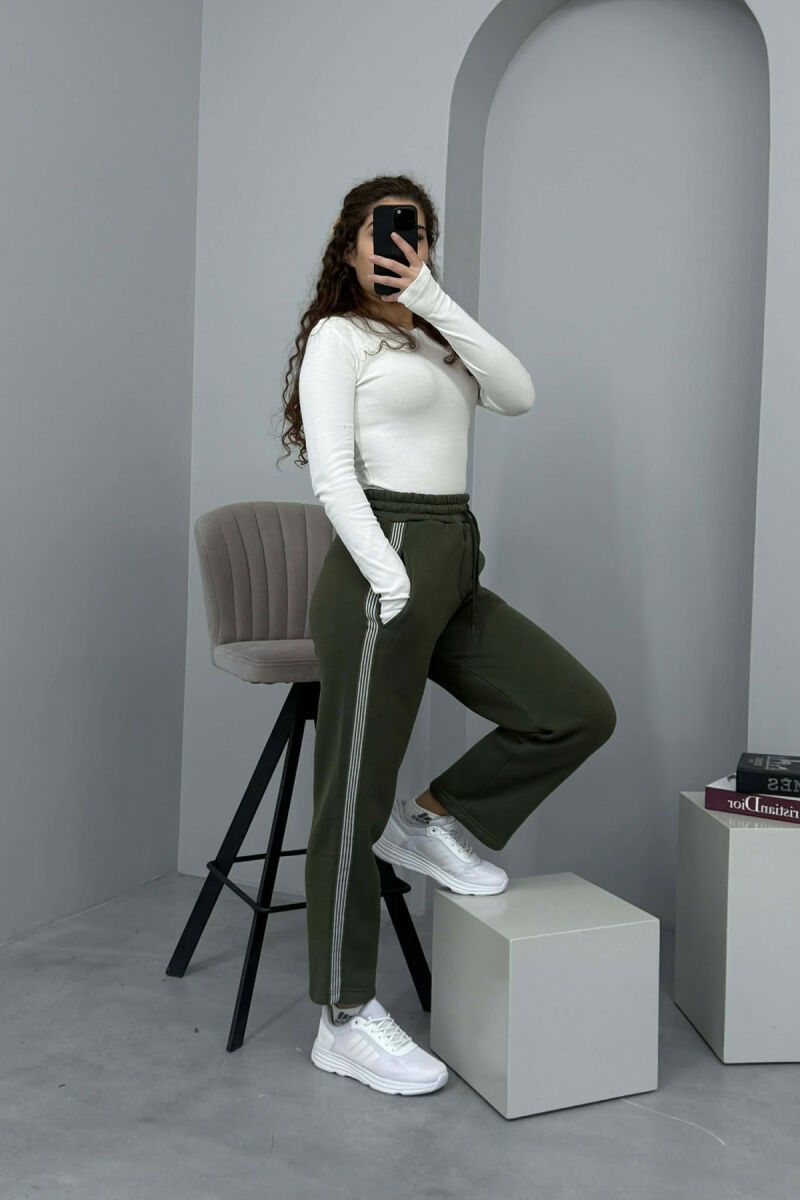STRIPED ONE COLOR FLUFFY WOMEN SWEATPANTS GREEN/JESHILE - 2