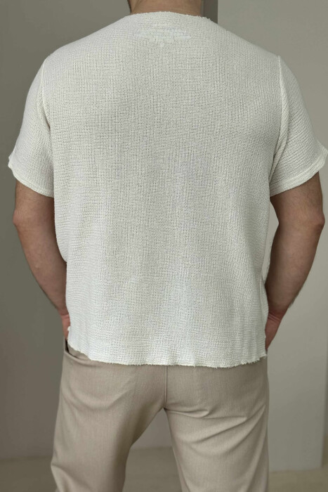 T-SHIRT I THJESHTË ME DETAJIN E XHEPIT PËR MESHKUJ NË NGJYRËN E BARDHË - 4