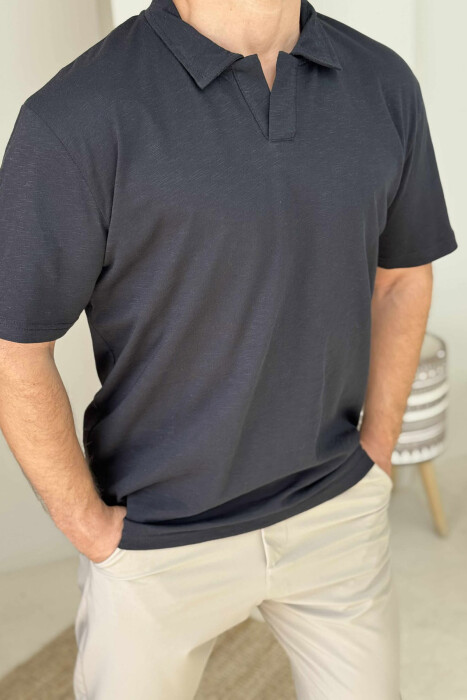 T-SHIRT I THJESHTË ME JAKË POLO PËR MESHKUJ NË NGJYRËN E ZEZË - 3