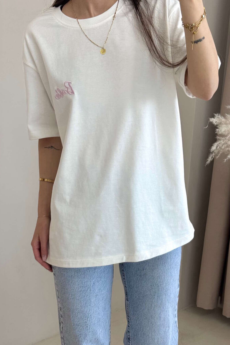 T-SHIRT I THJESHTË ME SHKRIM BARBIE PËR FEMRA NË NGJYRËN E BARDHË - 2
