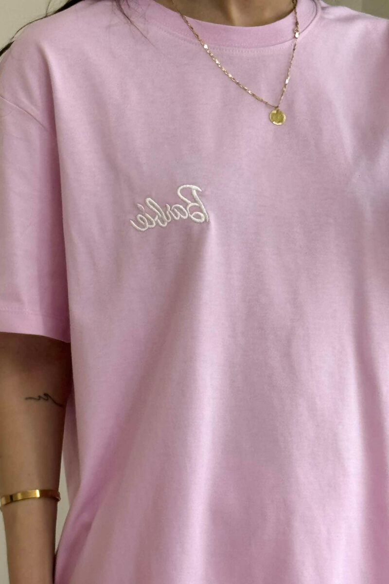 T-SHIRT I THJESHTË ME SHKRIM BARBIE PËR FEMRA NË NGJYRËN ROZË - 4