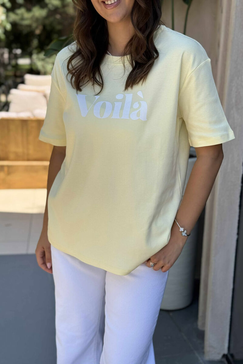 T-SHIRT I THJESHTË ME SHKRIME PËR FEMRA NË NGJYRËN E VERDHË - 2