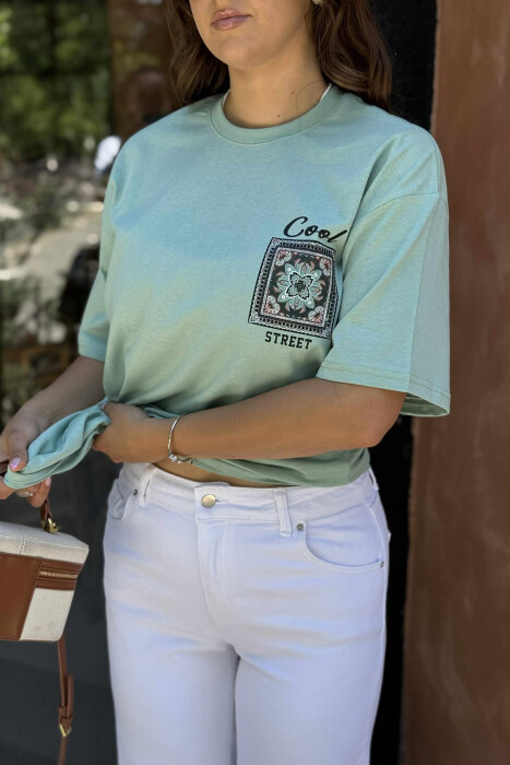 T-SHIRT I THJESHTË ME SHKRIME PËR FEMRA NË NGJYRËN MENTE - 3