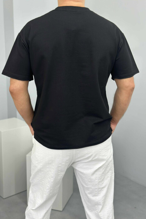 T-SHIRT I THJESHTË ME SHKRIME PËR MESHKUJ NË NGJYRËN E ZEZË - 2