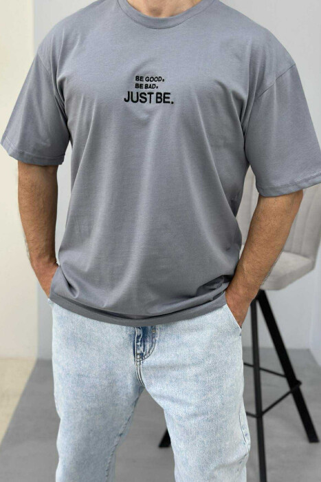 T-SHIRT I THJESHTË ME SHKRIME PËR MESHKUJ NË NGJYRËN GRI - 1