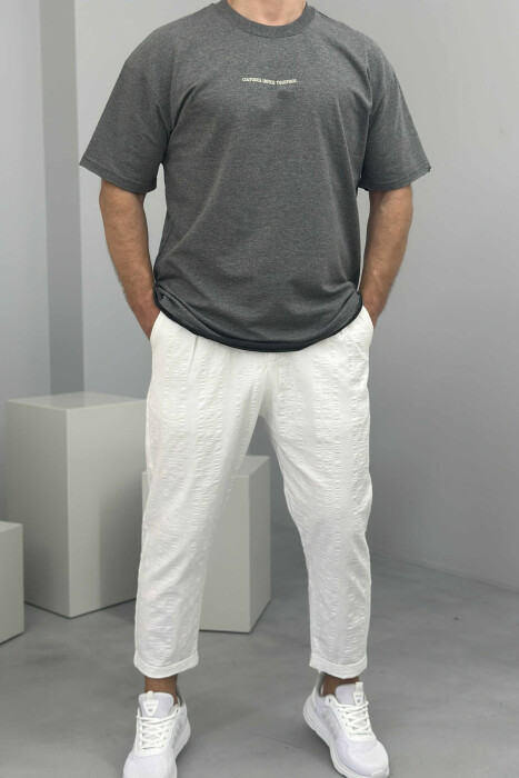 T-SHIRT I THJESHTË ME SHKRIME PËR MESHKUJ NË NGJYRËN GRI - 1