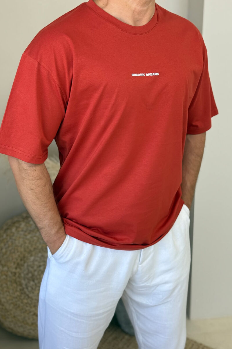 T-SHIRT I THJESHTË ME SHKRIME PËR MESHKUJ NË NGJYRËN TULLË - 2