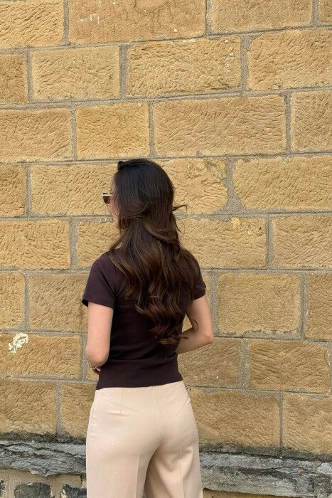 T-SHIRT I THJESHTE PER FEMRA NE NGJYRE KAFE TE ERRET - 2