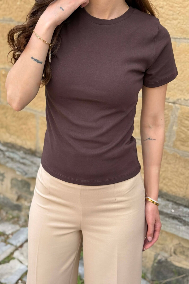 T-SHIRT I THJESHTE PER FEMRA NE NGJYRE KAFE TE ERRET - 4